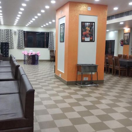 Hotel Kala Mandir Palace ไบคาเนอร์ ภายนอก รูปภาพ