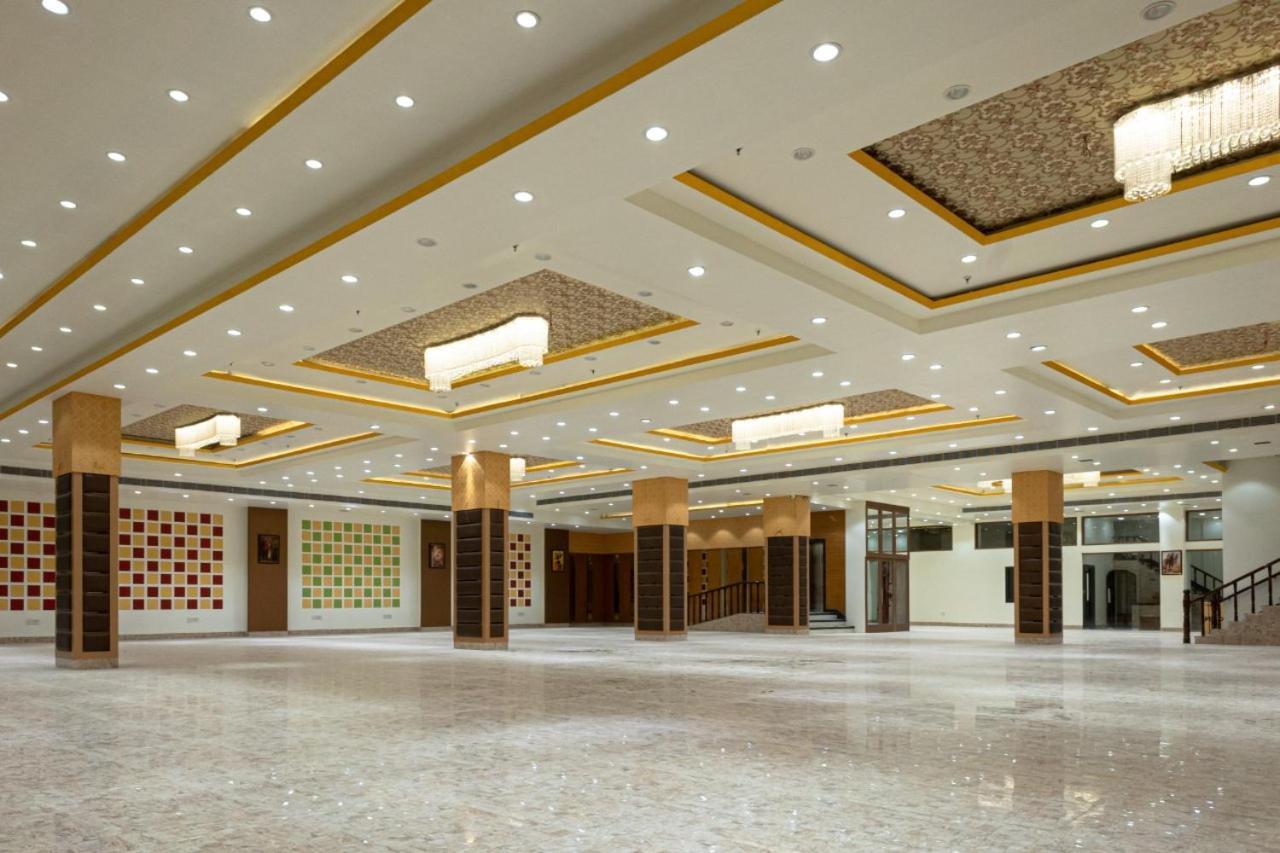 Hotel Kala Mandir Palace ไบคาเนอร์ ภายนอก รูปภาพ
